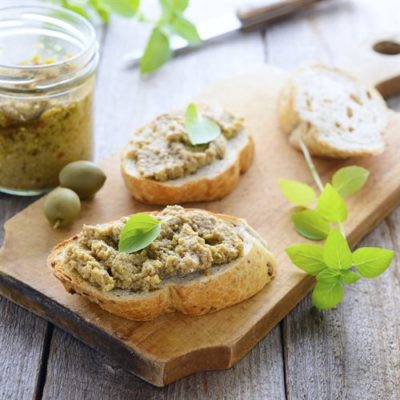patè di olive verdi siciliano
