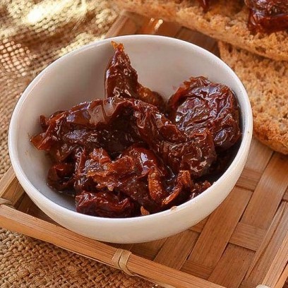 DRIED TOMATOES IN EXTRAVIRGIN OLIVE OIL