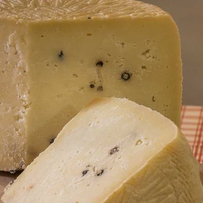pecorino fresco al pepe nero